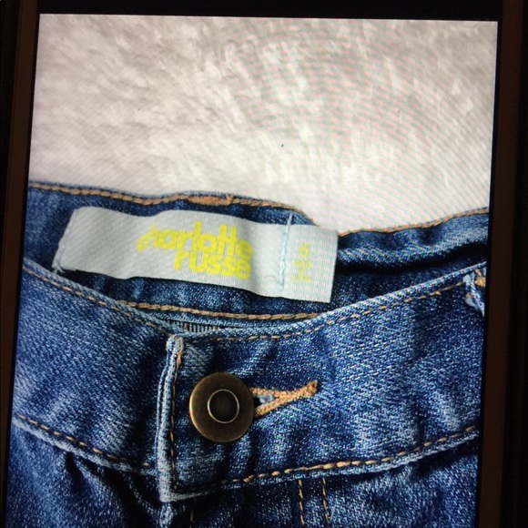 Short - Picture 2 of 3